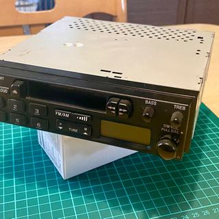 カセット　AM/FM カーステレオ