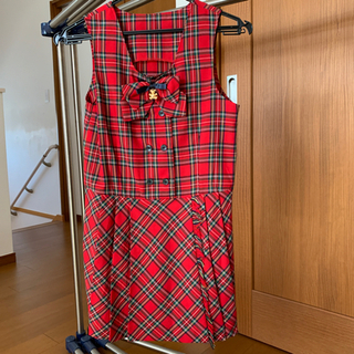 女児スーツ(１３０センチ)の画像