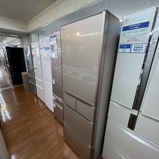 【大型冷蔵庫展示中！】 5ドア冷蔵庫 HITACHI R-S40J 2019年製 程度B 入荷しました