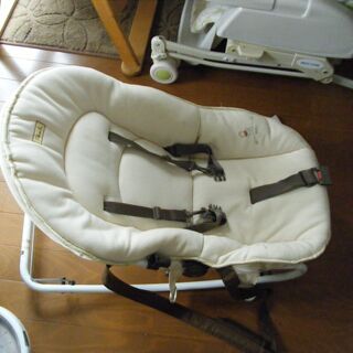 ベビーベッド　ゆらゆらします　玉村町