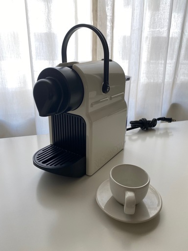 コーヒーメーカー NESPRESSO INISSIA C40