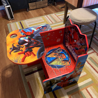 スパイダーマン　子供用机の画像