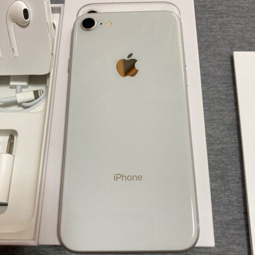 iPhone8 64GB SIMフリー　シルバー　美品
