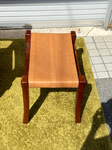 値下げ！オットマン付きレザーチェア