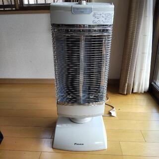 ダイキン セラムヒート 遠赤外線暖房機