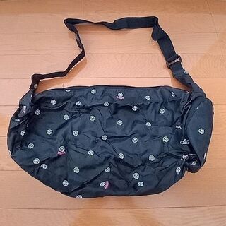 折りたたみ　stussyショルダーバッグの画像