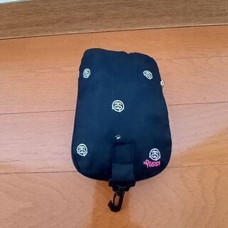 折りたたみ　stussyショルダーバッグの画像