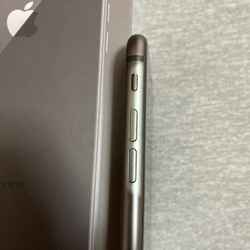 iPhone8 64GB SIMフリー　スペースグレイ