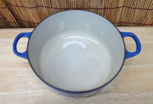 ル・クルーゼ 両手鍋 20㎝ 2.4L ブルー ホーロー LE CREUSET 20 フランス製  ☆ PayPay(ペイペイ)決済可能 ☆ 札幌市 豊平区 平岸