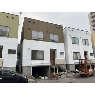 ホワイトハウスD棟　西区戸建