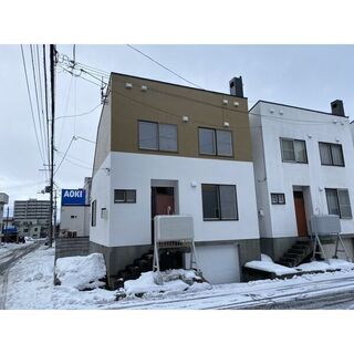 ホワイトハウスG　西区貸家