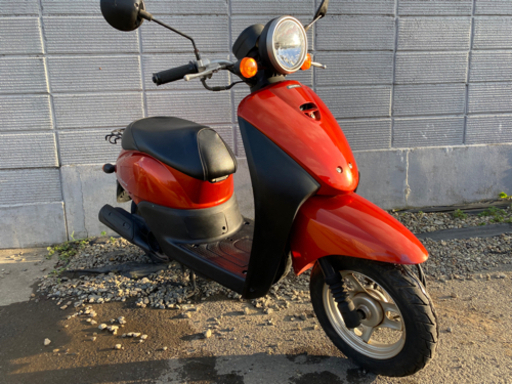 ☆トゥデイ最終型.FIモデルで燃費良し^_^バッテリー・シート・プラグなどなど新品交換して快調です☆50cc原付スクーター☆