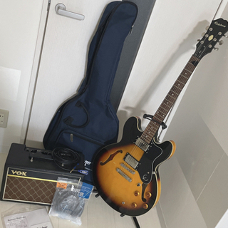 《中古品》Epiphone ES-335 エレキギター セミアコ...
