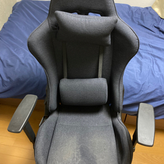【美品】ゲーミングチェア　ネイビー