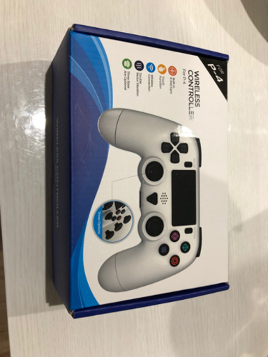 PS4 コントローラー