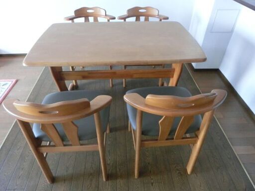【未使用】ダイニングテーブル　チェア4個　セット