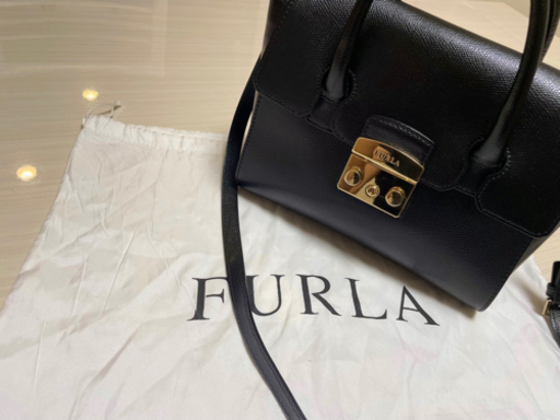 【美品】FURLA ショルダーバッグ　フルラ