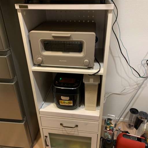 キッチンキャビネット