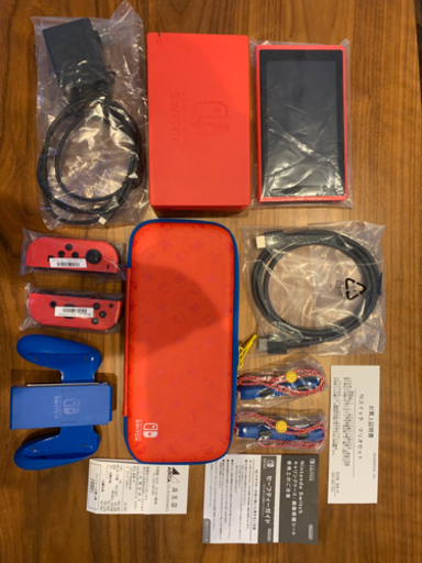Nintendo Switch本体【マリオレッド×ブルーセット】