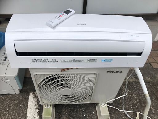 売れました◆アイリス ルームエアコン 6畳程度 2018年製 IRR－2218C エアコンクリーニング渡し