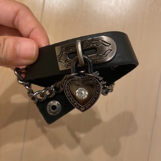 ピアス　ブレスレット　ヘアゴムの画像