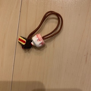 ピアス　ブレスレット　ヘアゴムの画像