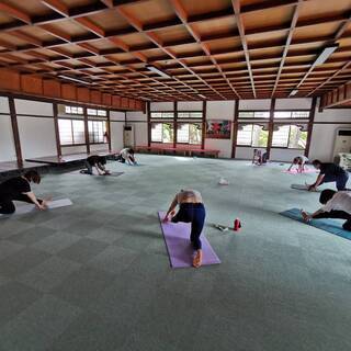 健康ヨガをしよう！＠旧武徳殿〈腰痛・肩こり・座骨神経痛緩和〉の画像