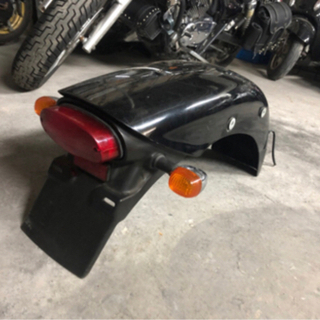 エリミネーター　リアフェンダー