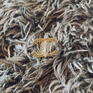 ピアス　シャネル　の画像