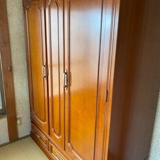 【商談中】残置物(古家具、収納箪笥、水屋箪笥、タンス、シングルベ...