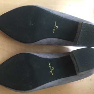 neo one way スエード調パンプス Mサイズの画像