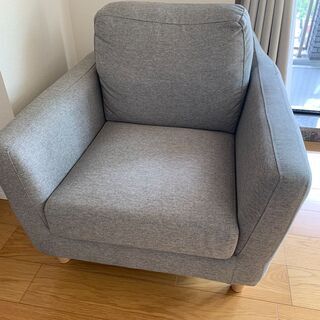 (低価格) 灰色の一人掛けソファ 1P