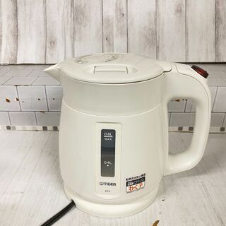 タイガー 電気ケトル 「わく子」 0.8L ホワイト PCF-A...