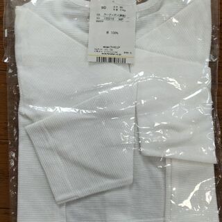 値下げ！新品未開封　ファミリア　長袖の薄手カーディガン　80の画像
