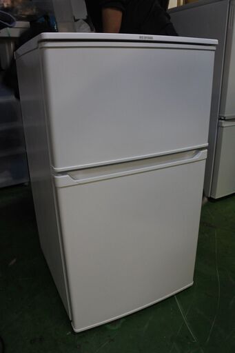 アイリスオーヤマ 18年式 IRR-A09TW 90L 冷蔵庫 エリア格安配達 単身サイズ 10*11