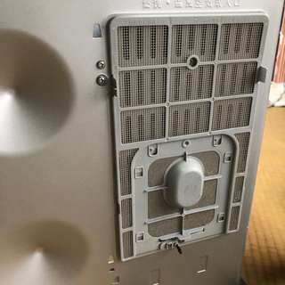 石油ファンヒーターの画像