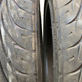 215/35r19 中古タイヤの画像