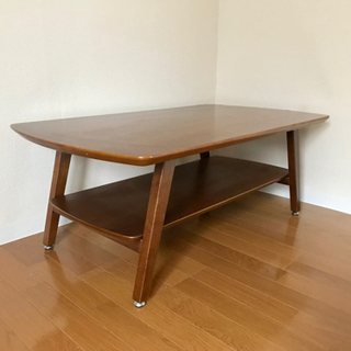 木のローテーブル
