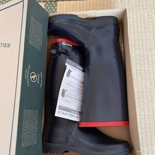 AIGLE のレインブーツです。