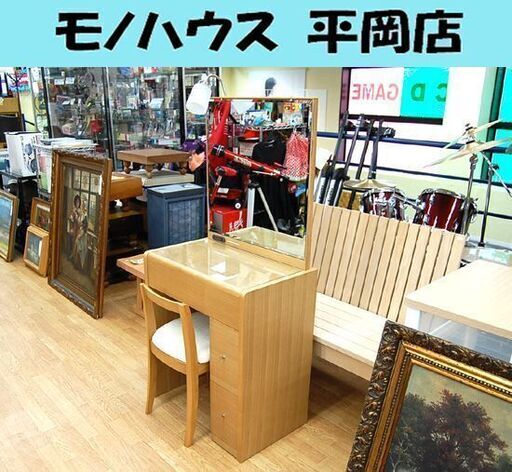 ニトリ ドレッサー ハル 幅64.5×奥行40×高さ137cm 一面鏡 トップガラス ライトブラン ライト付き 片袖 コンセント付き NITORI 札幌市 清田区 平岡 ニトリ ドレッサー ハル 幅64.5×奥行40×高さ137cm 一面鏡 トップ