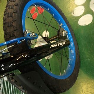 【愛品倶楽部柏店】AVIGO WIRED 16インチ 子供用自転車【問合わせ番号：122-042842 002】の画像