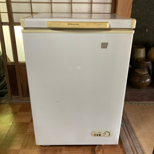 100リットル冷凍庫
