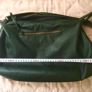 【取引中】合皮2wayカバン 深緑色の画像