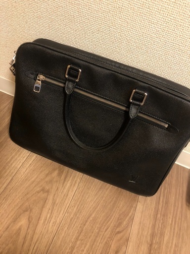 VUITTON ビジネスバッグ