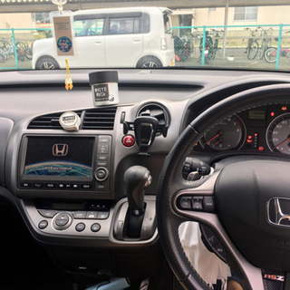 ホンダ  ストリームRN6の画像