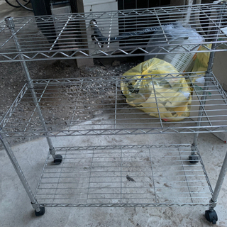 【交渉中】三段アルミ シェルフの画像