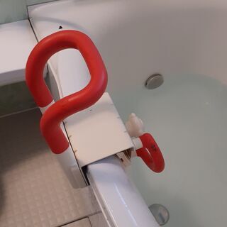浴槽手すり・浴室内高齢者滑り止め台の画像