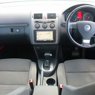 ★車検たっぷりR4/12★VWゴルフ トゥーラン★TSIハイライン★ツインチャージャー★HDDナビ★純正アルミ他の画像