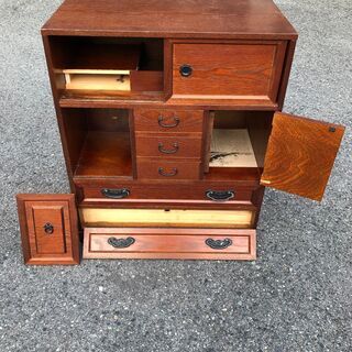 からくり箪笥　珍品　伝統工芸品【中古】の画像