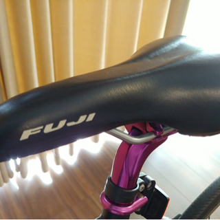 自転車　FUJI  バイクの画像